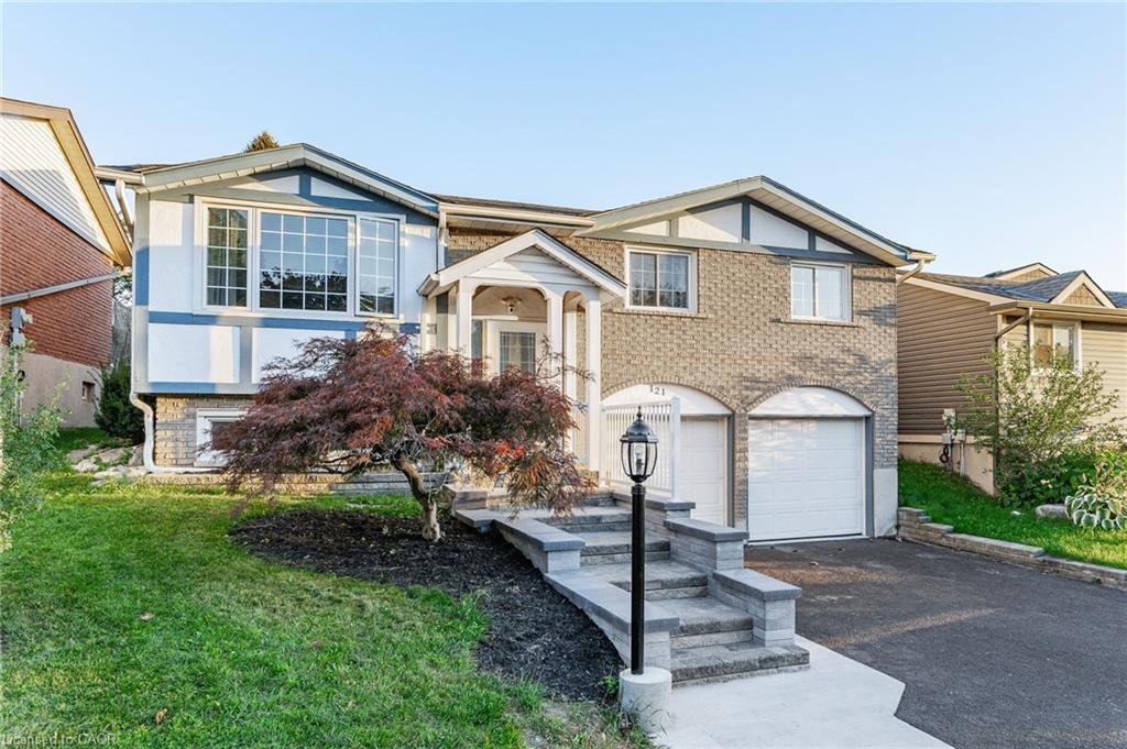 House in Kitchener, Ontario, Canada 1 - 18989630