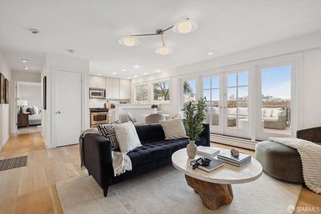 Condo in San Francisco, California, United States 5 - 18987964