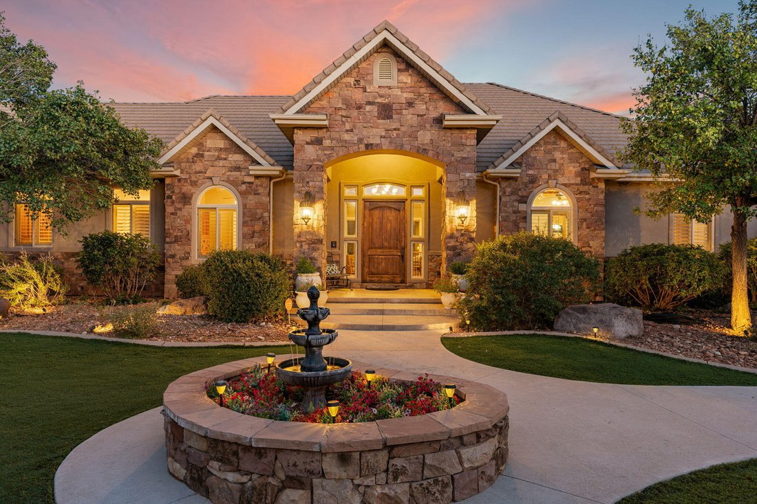 House in Cedar City, Utah, United States 1 - 18987232