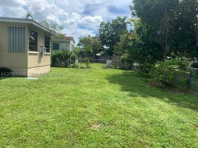 House in Miami, Florida, United States 4 - 18988287