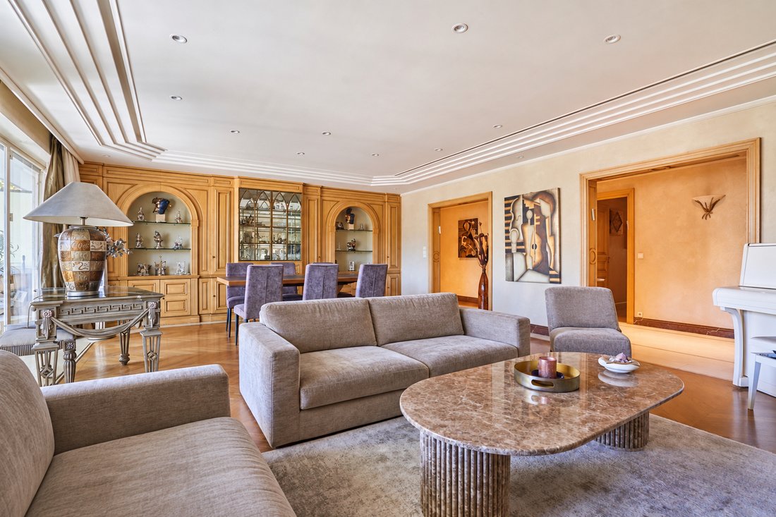 Apartment in La Plaine des Sablons, Neuilly-sur-Seine, France 4 - 18989827