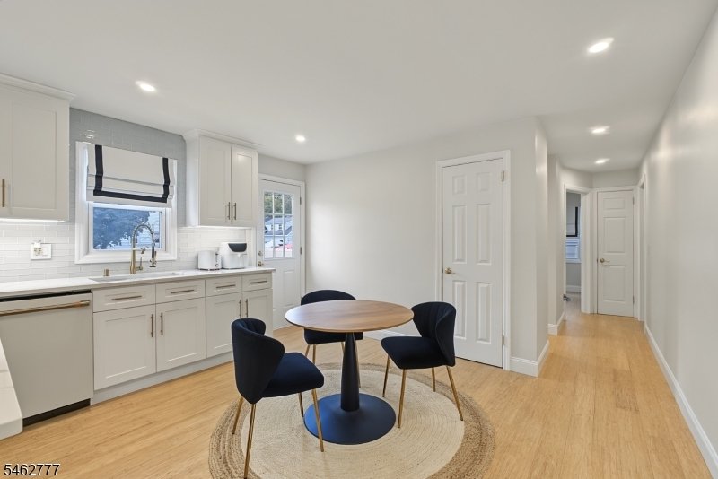 House in Scotch Plains, New Jersey, United States 4 - 18988880