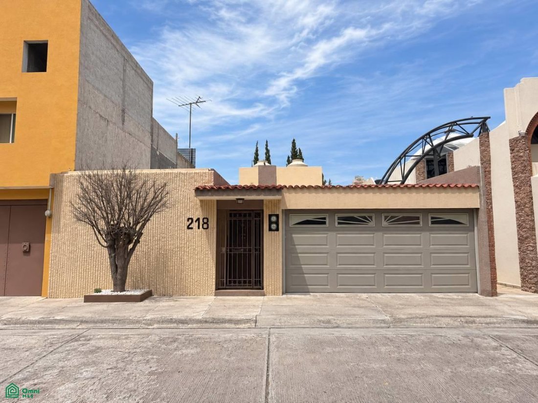 House in San Luis Potosí, San Luis Potosi, Mexico 1 - 18876751