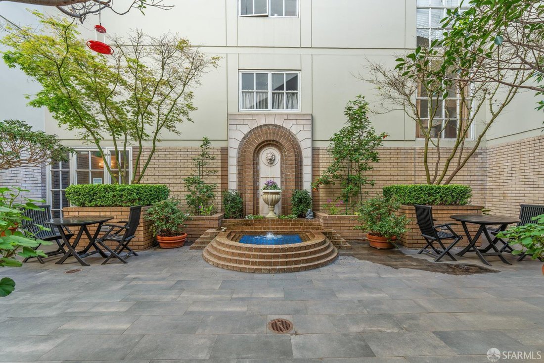 Condo in San Francisco, California, United States 5 - 18988032