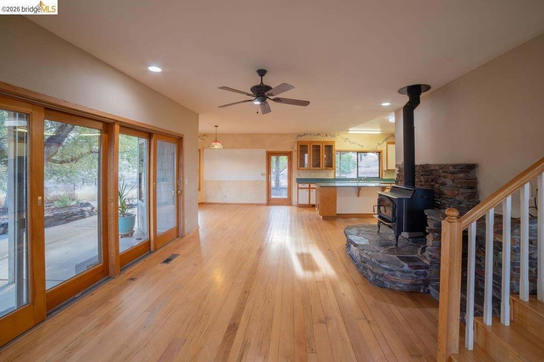 Casa en Jamestown, California, Estados Unidos 3 - 18950983