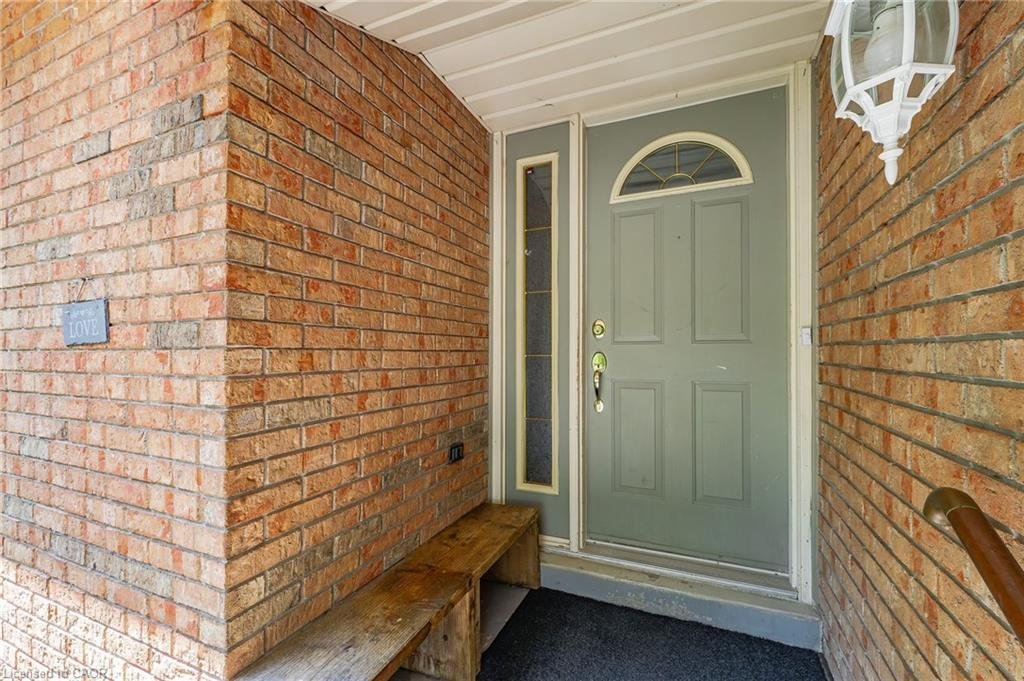 House in Waterloo, Ontario, Canada 5 - 18989568