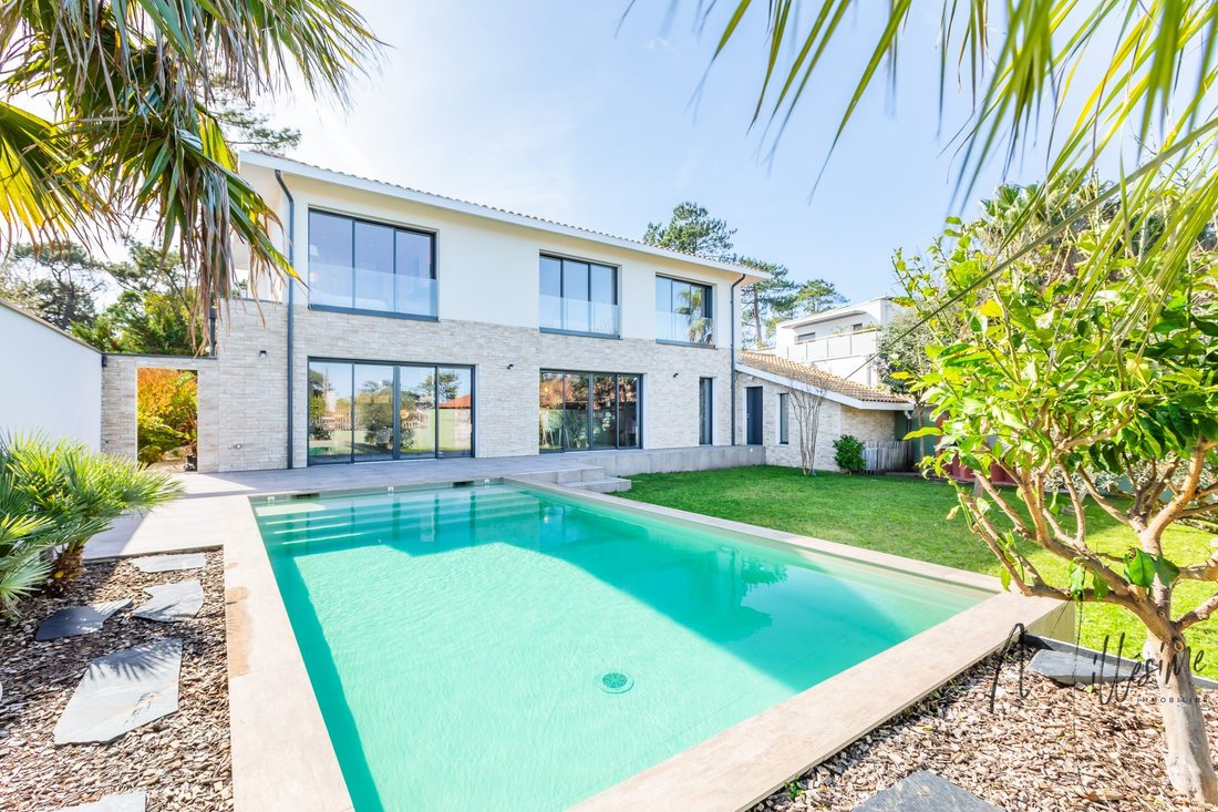 House in Anglet, Nouvelle-Aquitaine, France 2 - 18032627