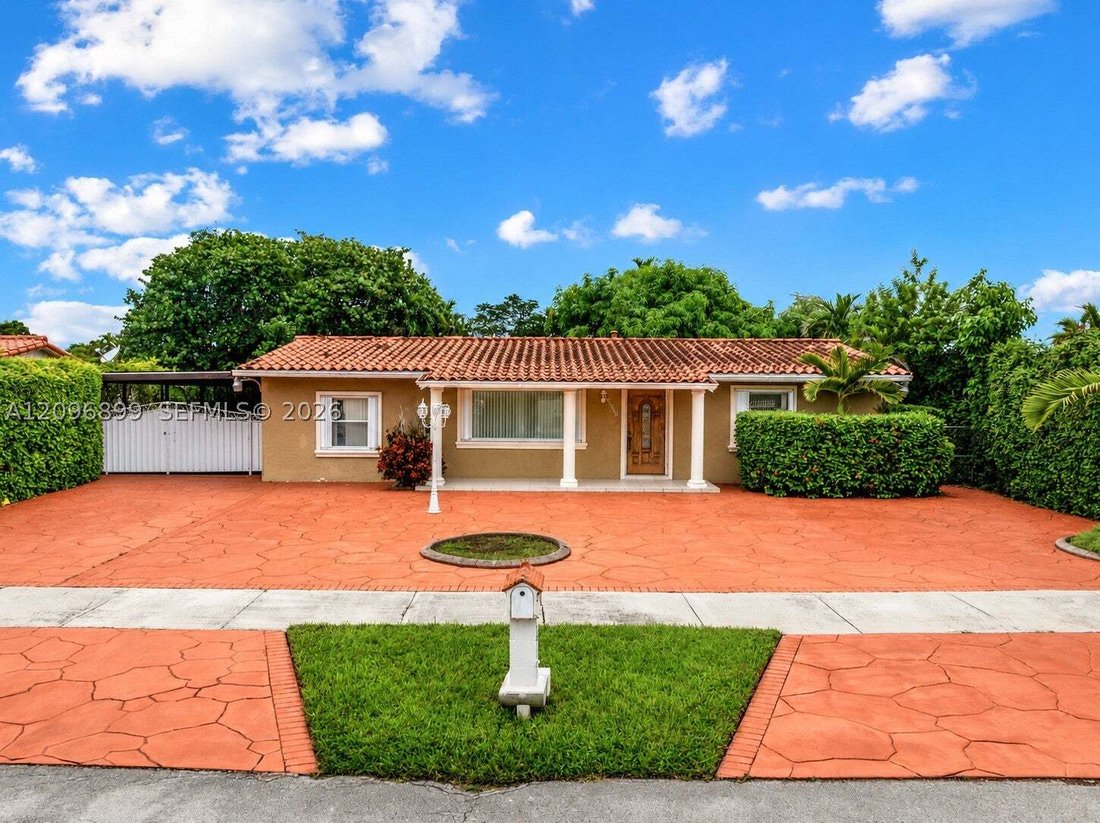 House in Miami, Florida, United States 1 - 18988299