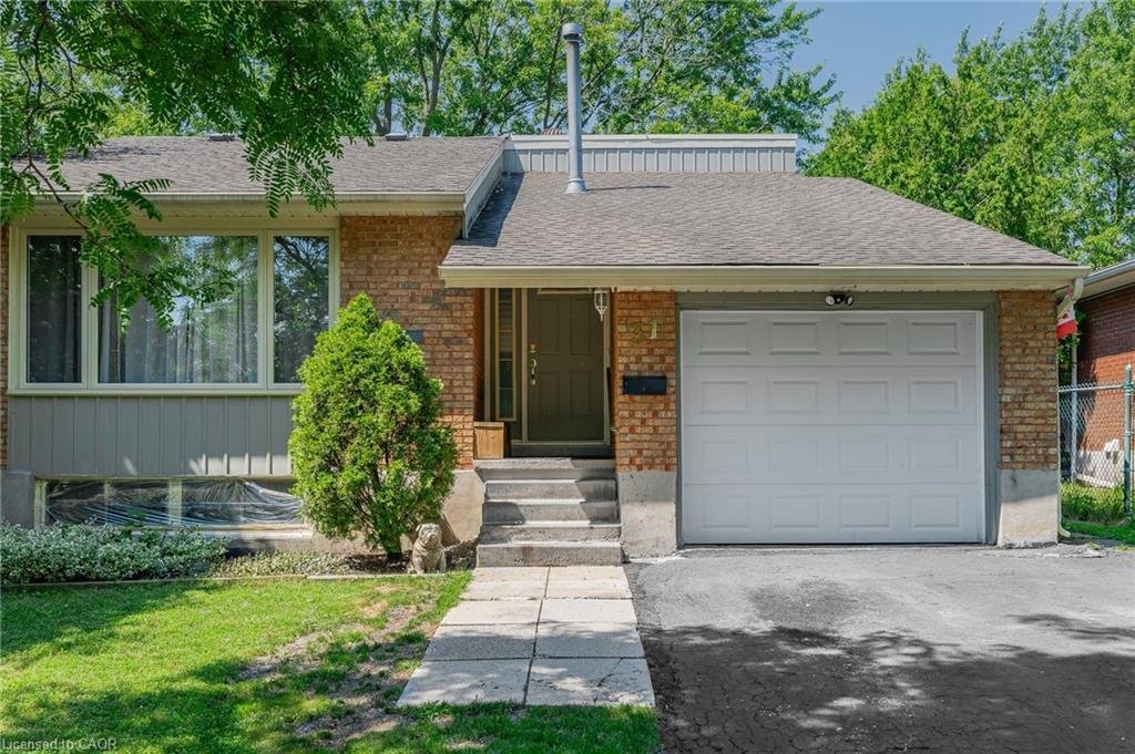 House in Waterloo, Ontario, Canada 1 - 18989588