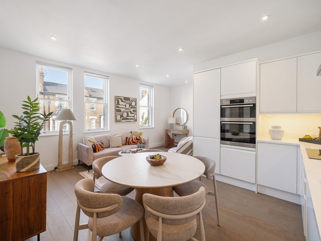 Apartment in Shepherds Bush, Hammersmith and Fulham, England 5 - 18989720