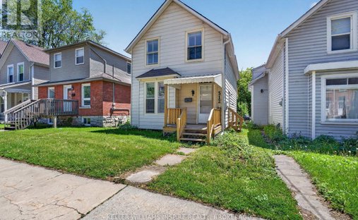 House in Kingston, Ontario, Canada 1