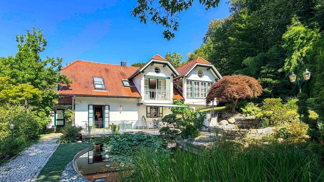 Villa in Wesenufer, Upper Austria, Austria 1 - 18991179