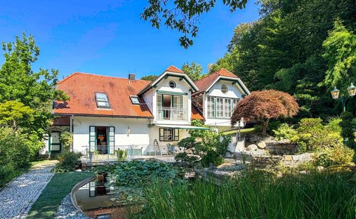 Villa in Wesenufer, Upper Austria, Austria 1