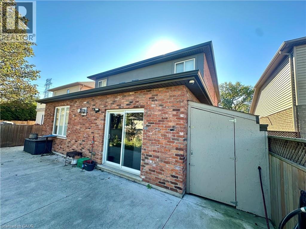 House in Hamilton, Ontario, Canada 5 - 18990916