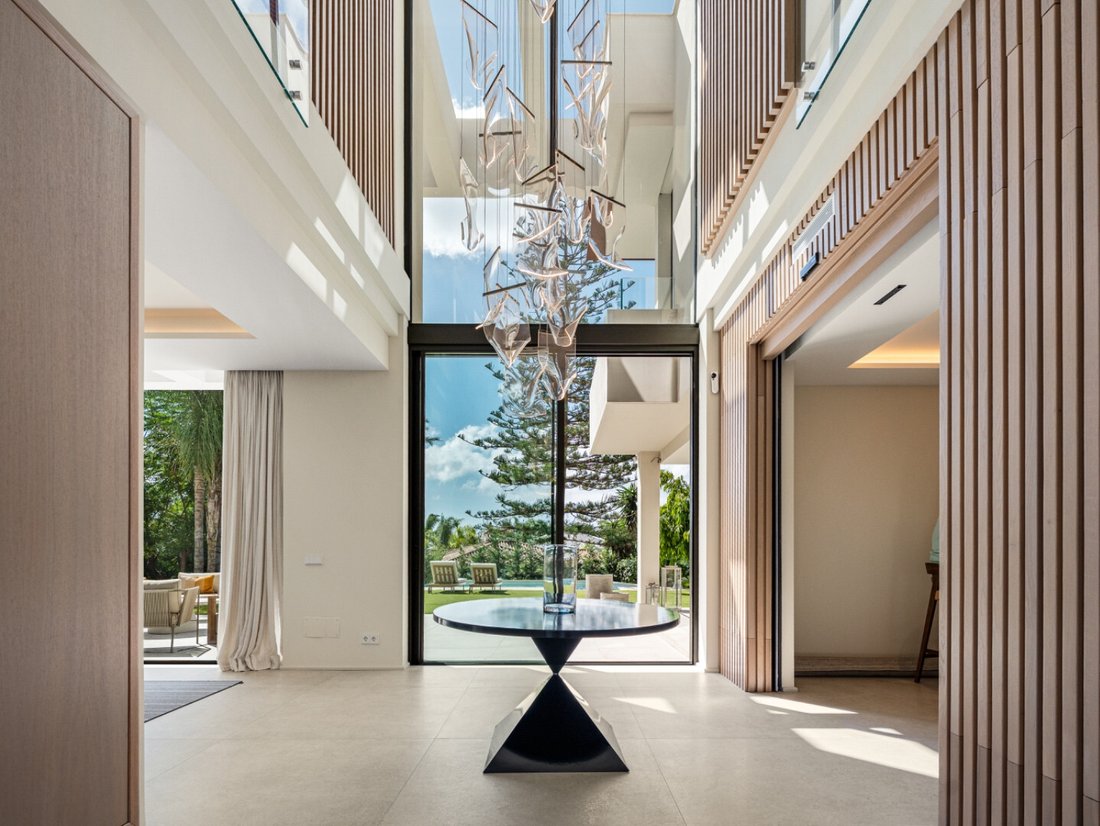 Villa in Marbella, Andalusia, Spain 3 - 18990833