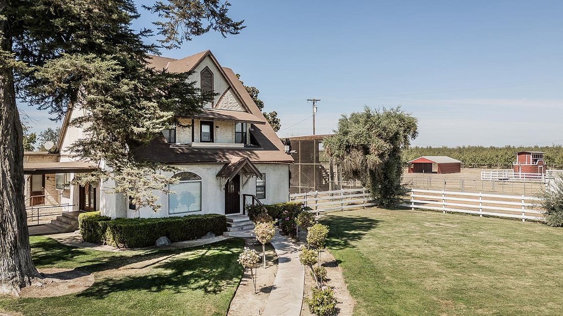 Selma, California, United States 3 - 18990768
