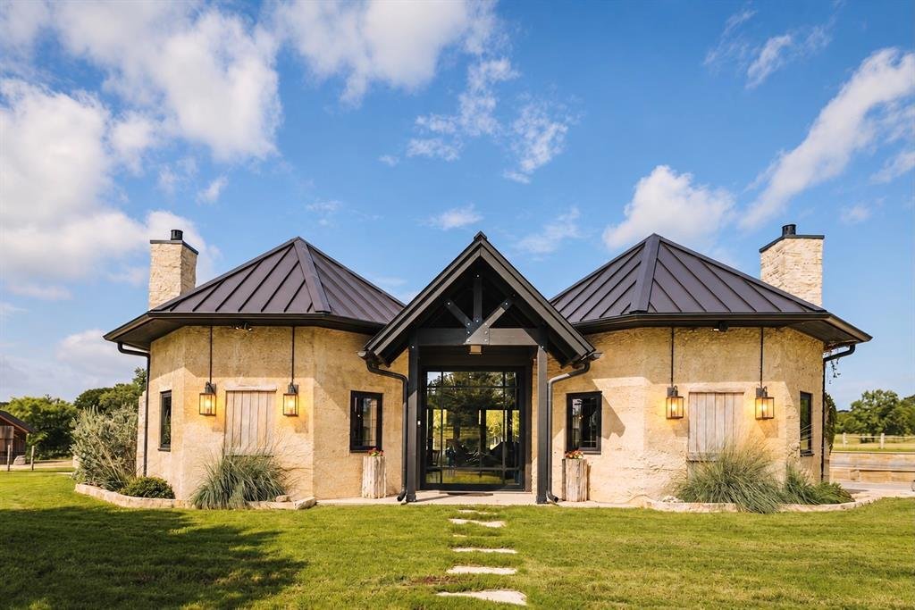 Farm Ranch in Meridian, Texas, United States 3 - 18979131
