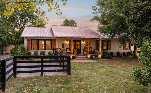 House in College Grove, Tennessee, United States 1