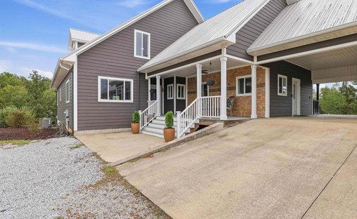 House in Ashland, Alabama, United States 1