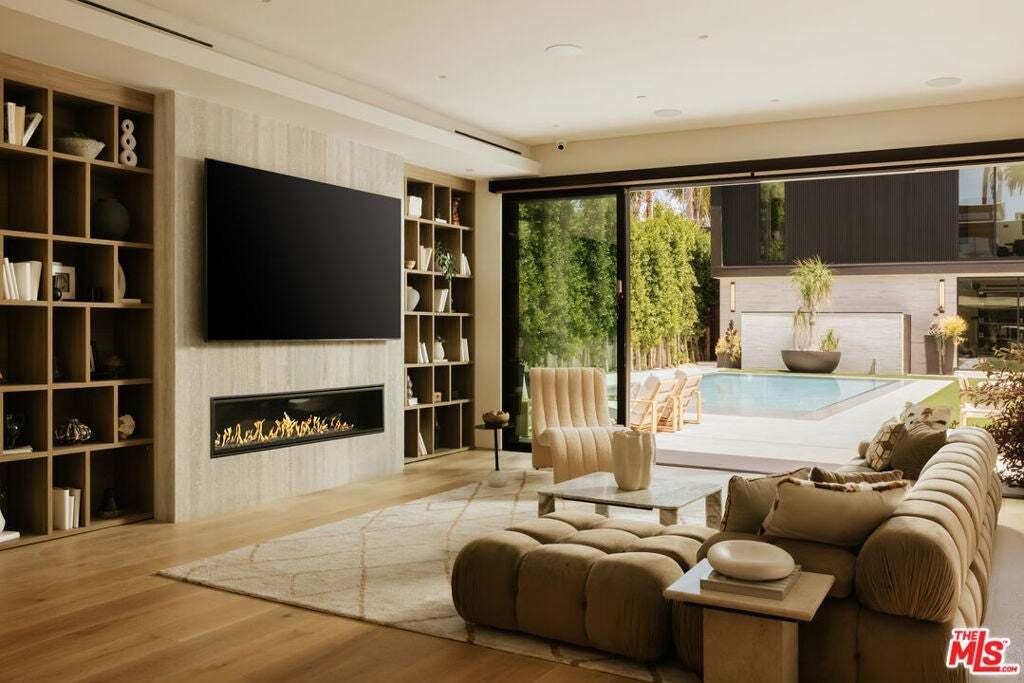 House in Santa Monica, California, United States 2 - 18990968
