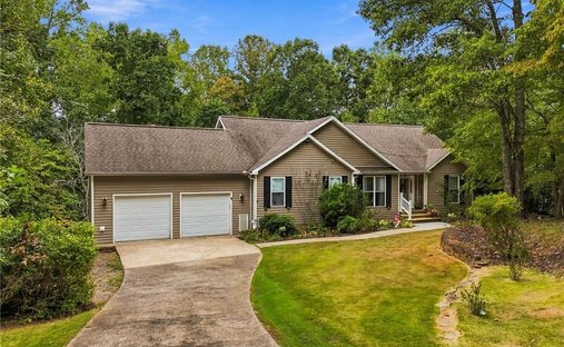 House in Waleska, Georgia, United States 1