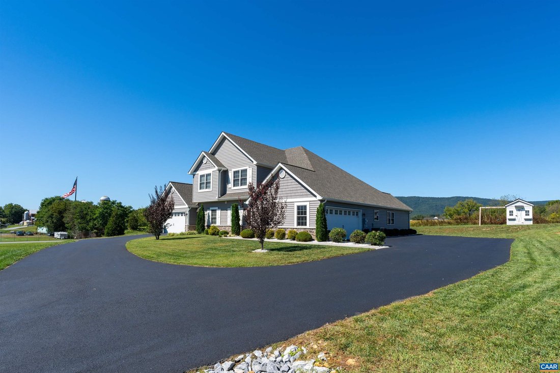 House in McGaheysville, Virginia, United States 2 - 18990773
