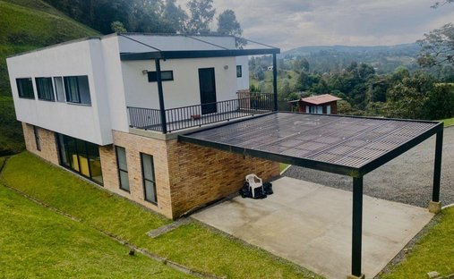 Finca en El Retiro, Retiro, Colombia 1