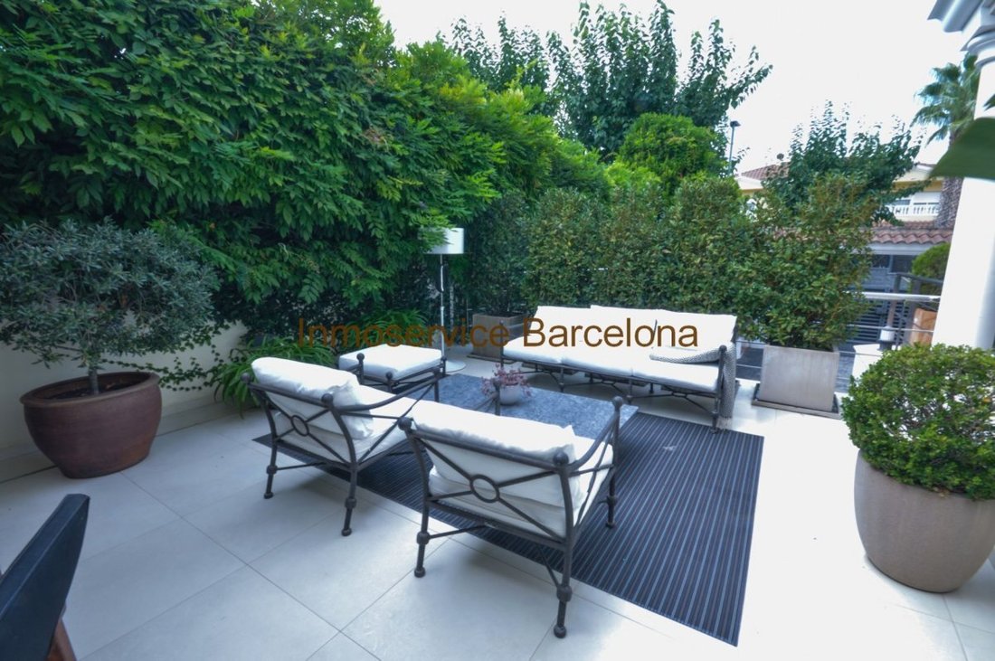 Villa in Alella, Catalonia, Spain 4 - 18991073