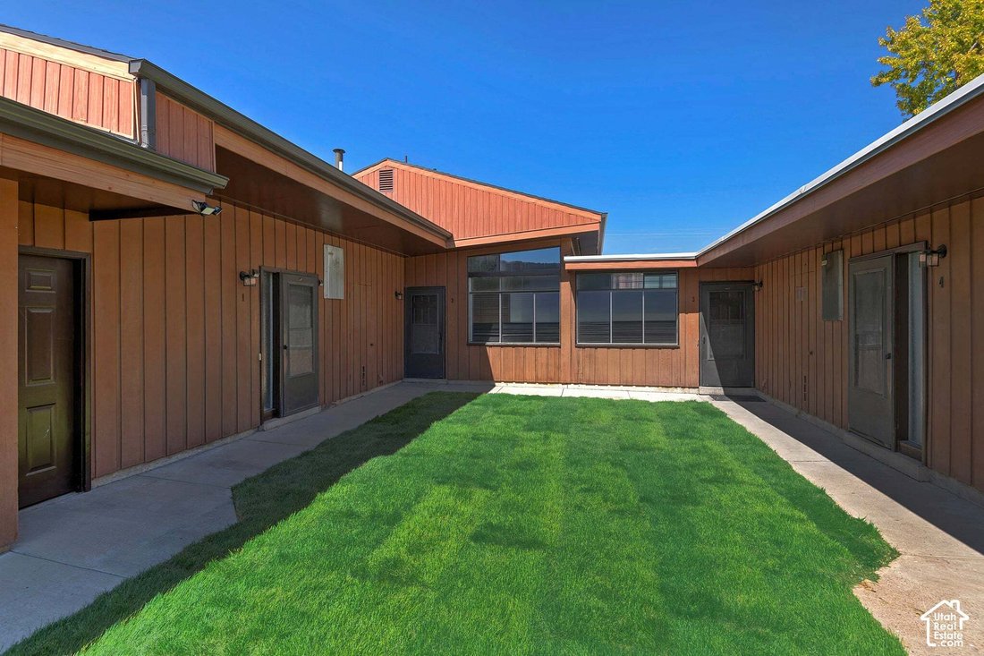 West Valley City, Utah, United States 5 - 18991248