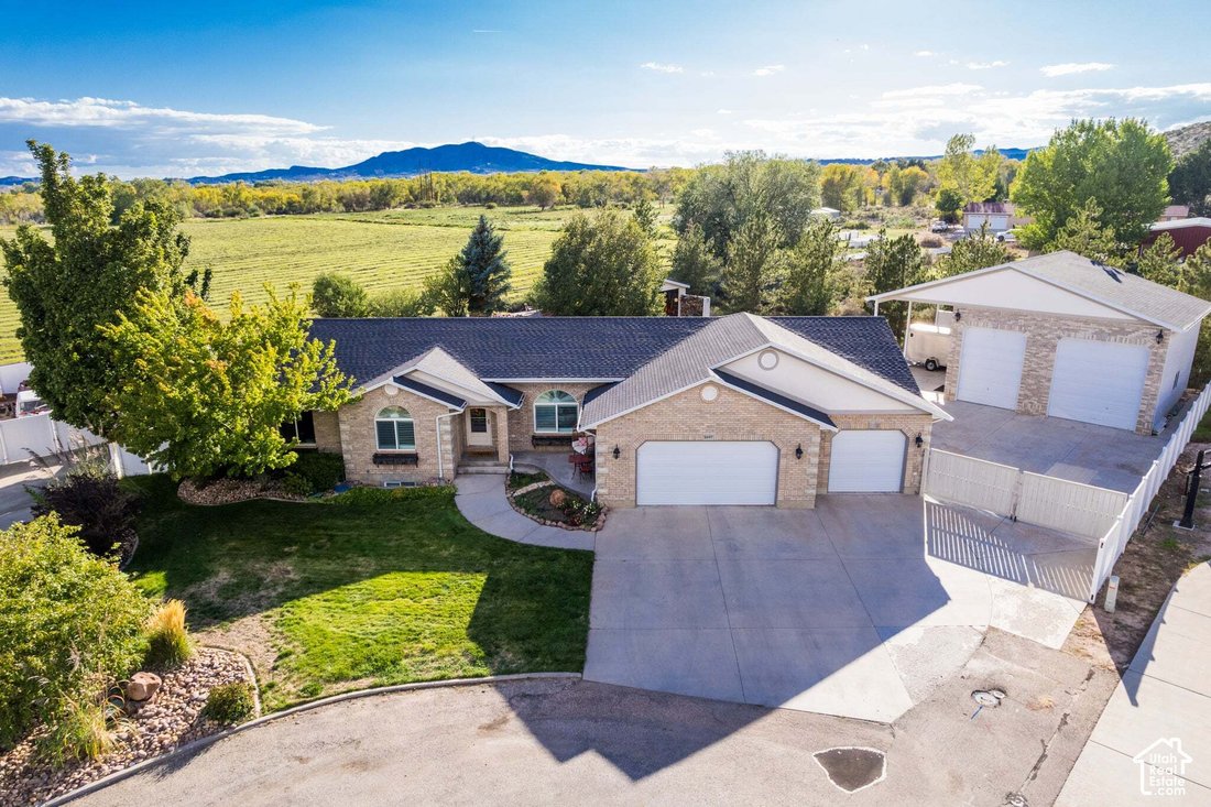 House in Vernal, Utah, United States 2 - 18991280