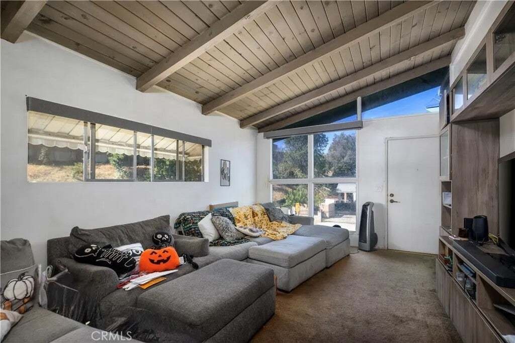 Monterey Park, California, United States 4 - 18990881