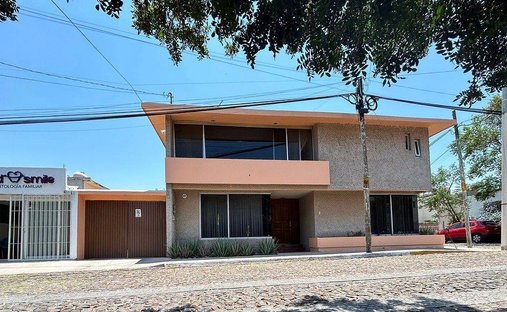 House in Santiago de Querétaro, Querétaro, Mexico 1