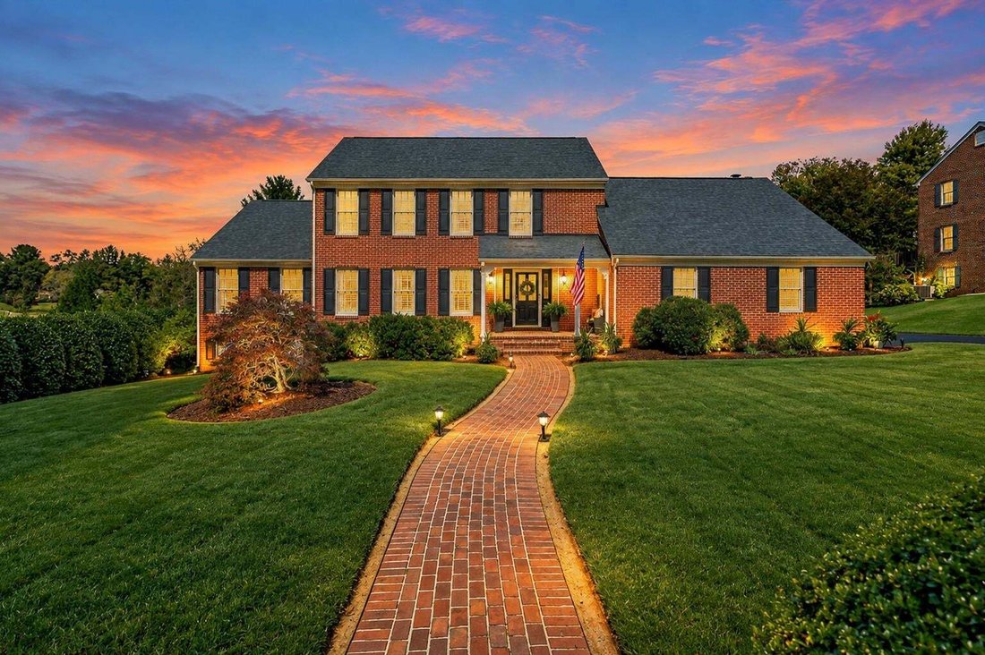 House in Fishersville, Virginia, United States 3 - 18990774