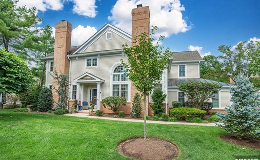 Condo in Far Hills, New Jersey, United States 1
