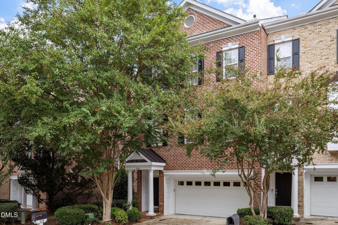 Townhouse in Cary, North Carolina, United States 4 - 18991137