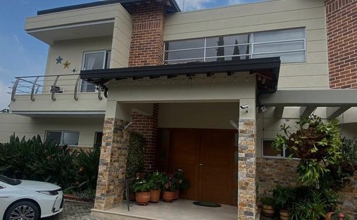 Casa en Envigado, Antioquia, Colombia 1