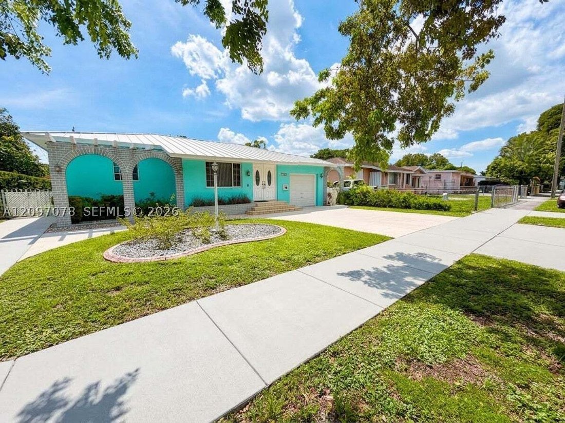 House in Coral Gables, Florida, United States 2 - 18991057