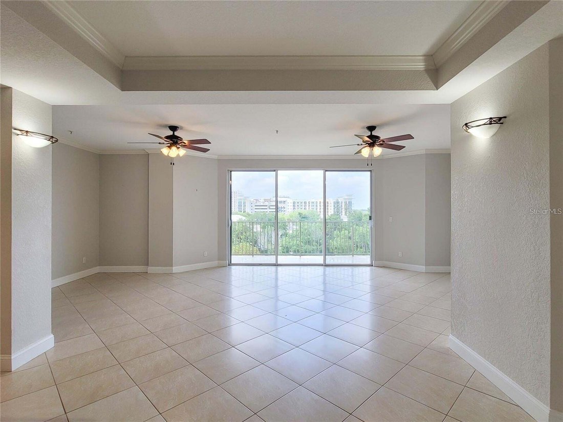 Condo in St. Petersburg, Florida, United States 5 - 18991086