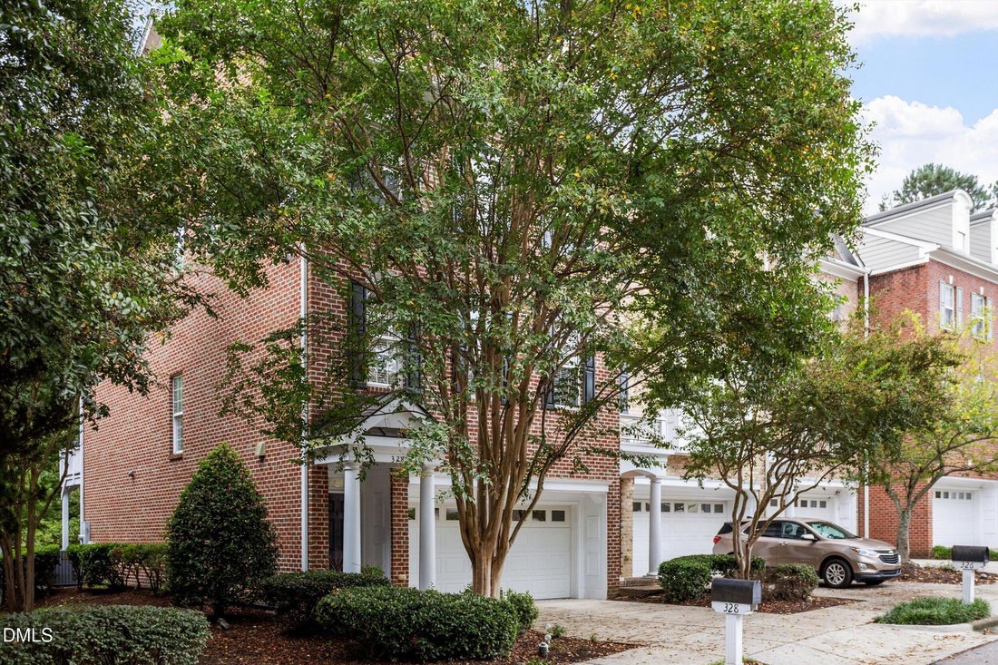 Townhouse in Cary, North Carolina, United States 2 - 18991137