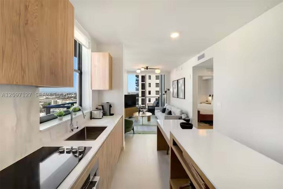 Condo in Miami, Florida, United States 5 - 18991052