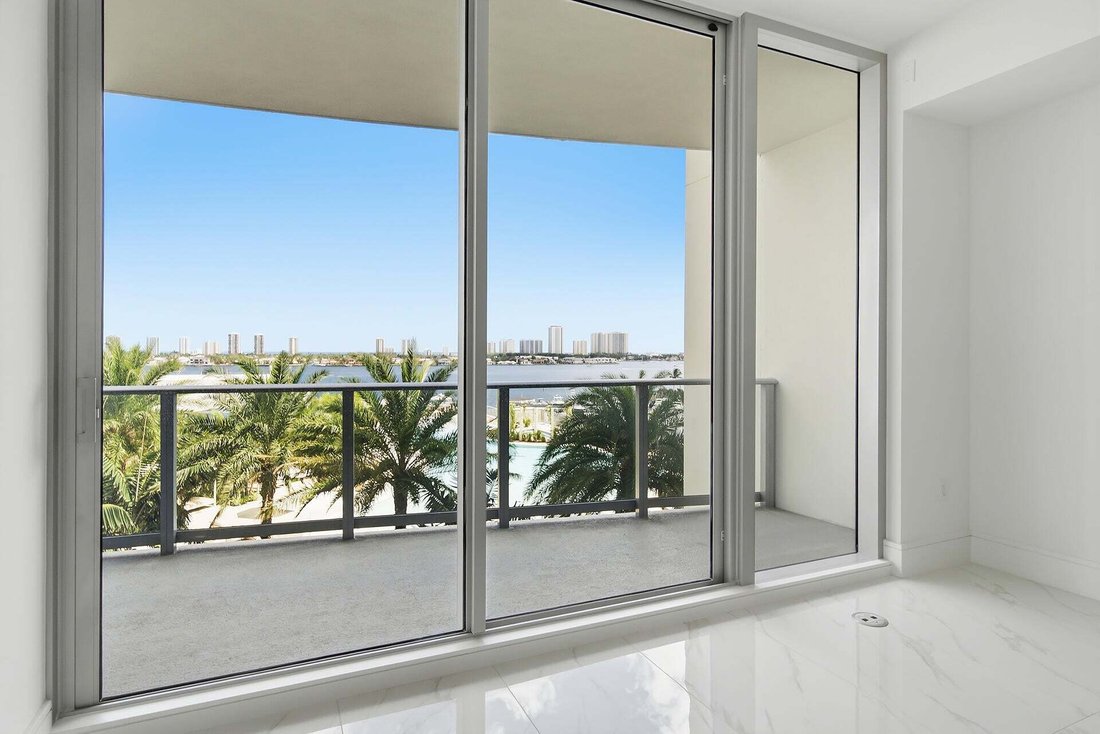 Condo in Lake Park, Florida, United States 4 - 18991105