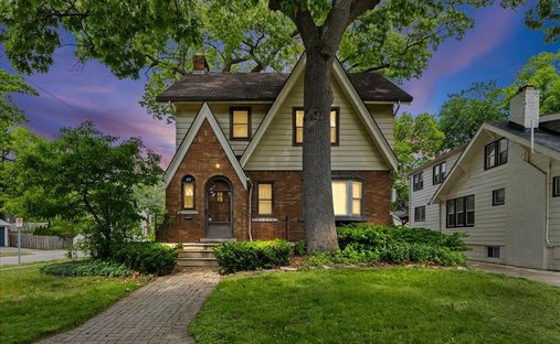 House in Pleasant Ridge, Michigan, United States 1