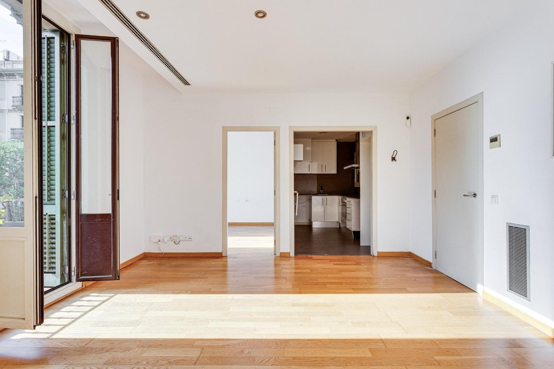 Apartment in Eixample, Barcelona, Spain 3 - 18991299