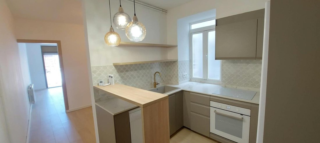 Apartment in Eixample, Barcelona, Spain 1 - 18991378
