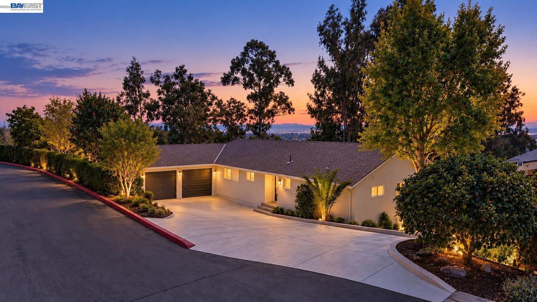 House in Hayward, California, United States 2 - 18990929