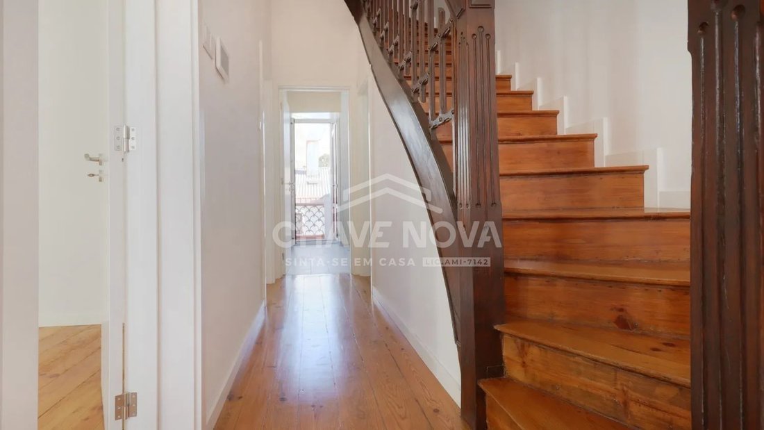 Townhouse in Paranhos, Porto District, Portugal 1 - 18990960