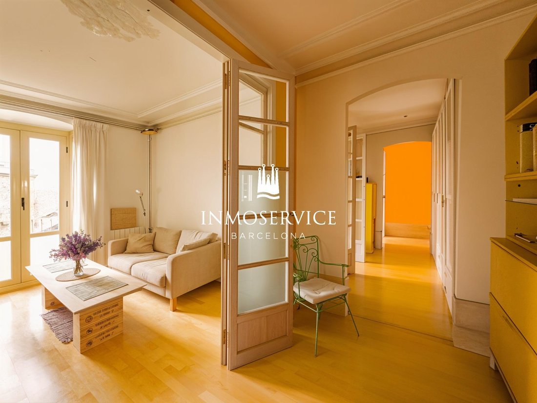 Apartment in Ciutat Vella, Barcelona, Spain 2 - 18991312