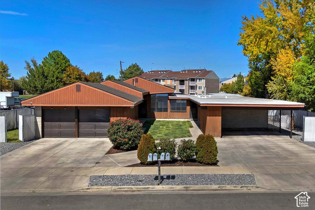 West Valley City, Utah, United States 1 - 18991248