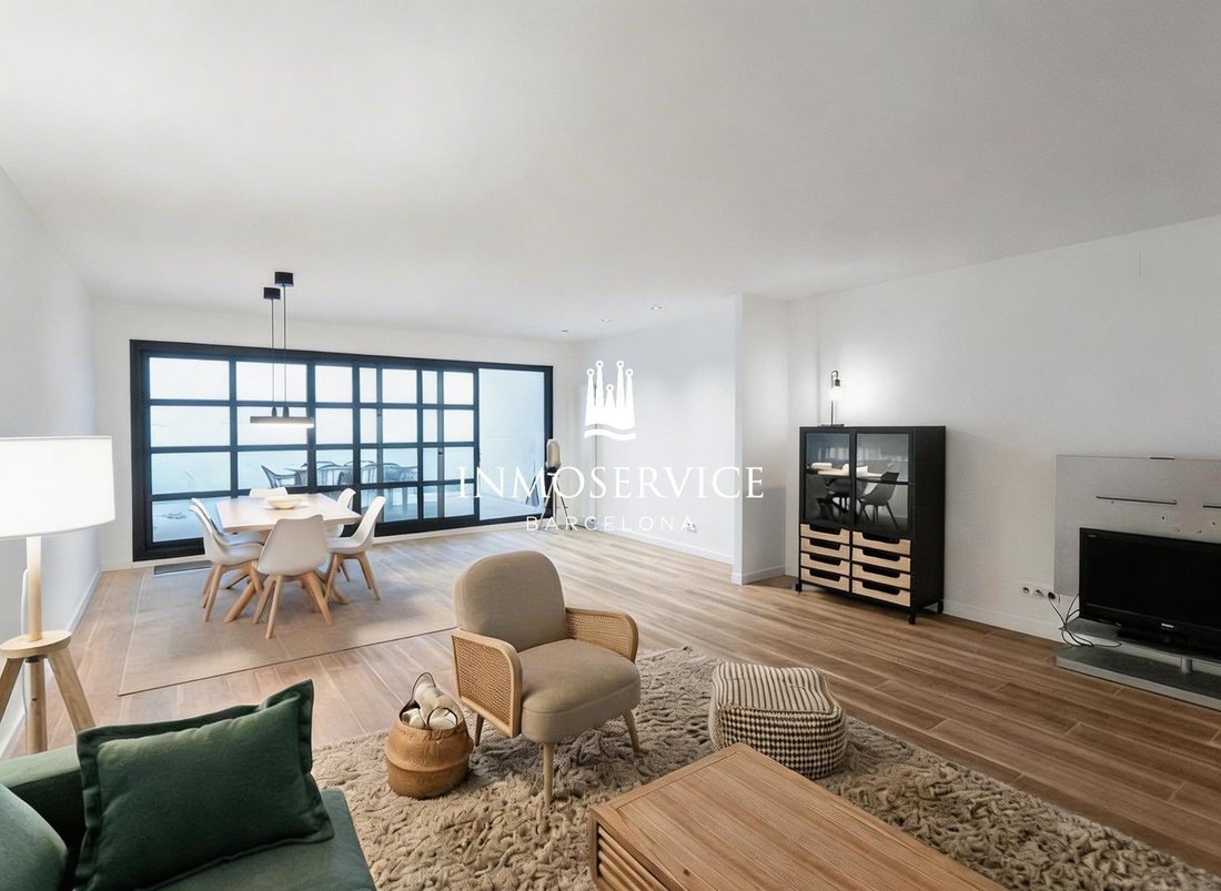 Les Corts, Barcelona, Spain 2 - 18991163