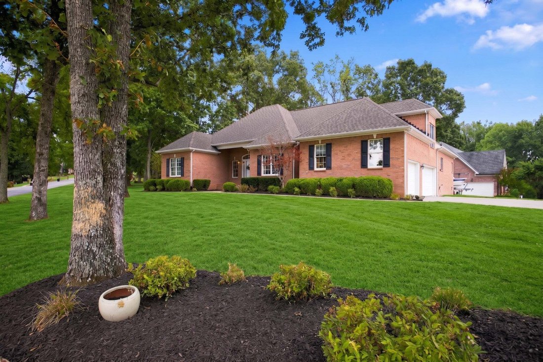 House in Bon Aqua, Tennessee, United States 3 - 18990797
